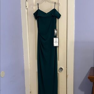 NWT Vince Camuto Off-the-Shoulder Dark Green Gown